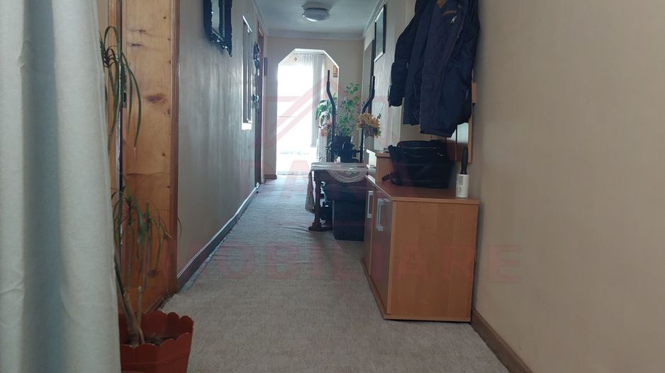 1\2 DUPLEX, DE VÂNZARE, 4 camere\CARANSEBEȘ\ ZONĂ CENTRALĂ\JUD.CS - Poză 4