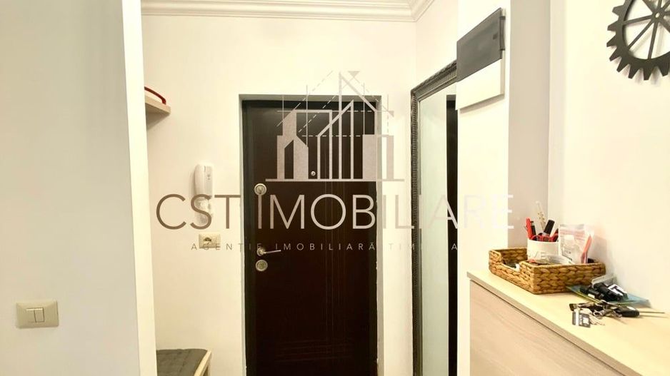 Apartament cu 3 camere , loc de parcare POSIBIL IN RATE!!! - Poză 1