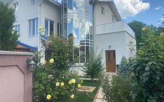 Oportunitate:clinica, birouri etc! Vanzare casa cu 4 camere-Targoviste - Poză 1