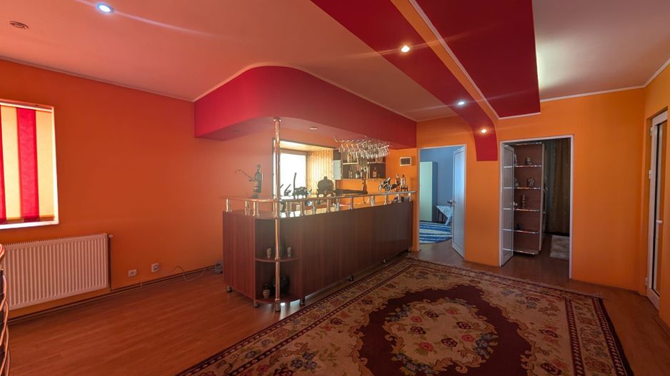 Vila spațioasă 6 camere cu teren generos – Ferentari – Preț excelent! - Poză 13