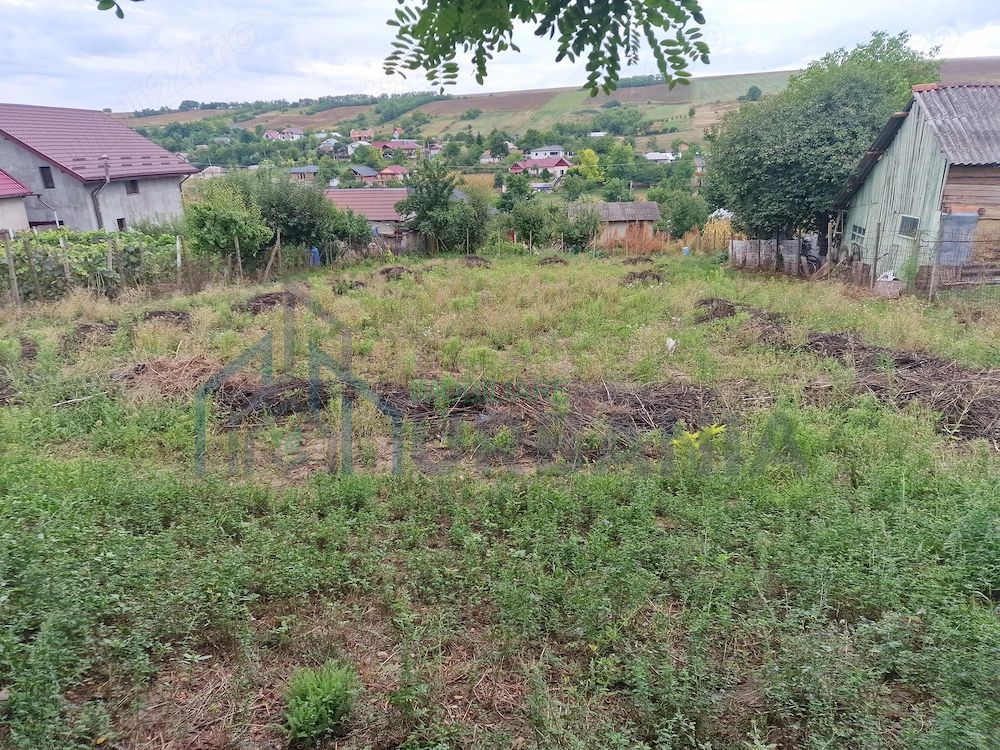 Teren intravilan 900 mp în Vânători, la 9 km de Copou - Poză 1