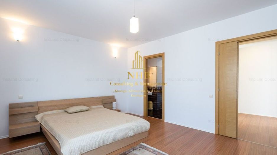 Penthouse 3 camere imens cu terasa generoasa in vila  Baneasa - Poză 8