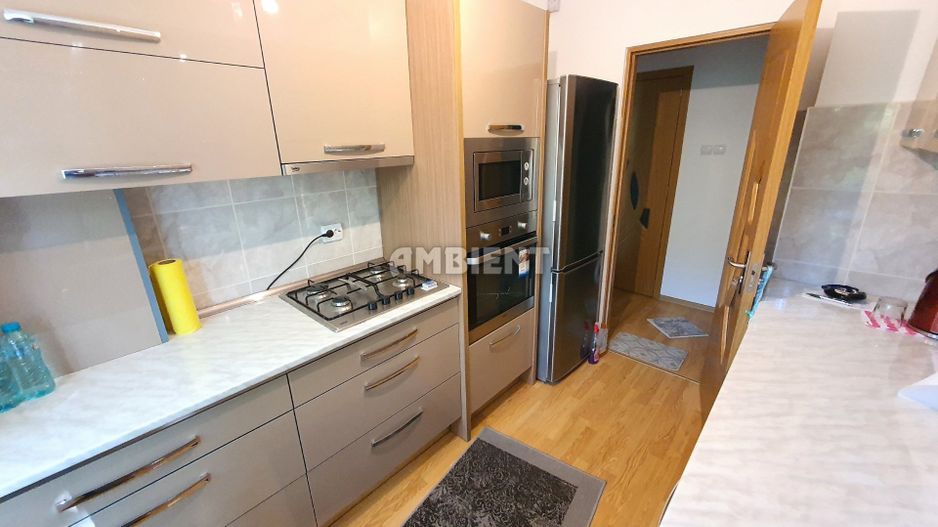 Apartament 3 camere, etaj 2, renovat, mobilat și utilat, zona DONICI; - Poză 2