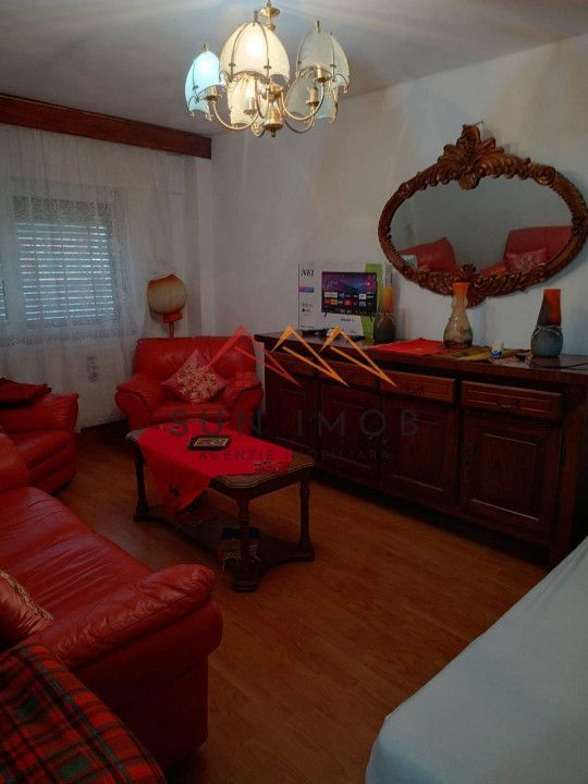 Apartament de inchiriat Azuga,  mobilat, utilat, curat, 300 lei / zi - Poză 8