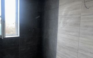 Apartament cu 3 camere si 2 bai in Giroc - Poză 4