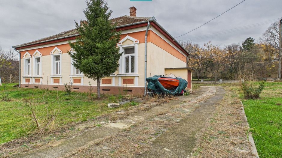 CONAC IMPRESIONANT ÎN GHIOROC - Poză 3