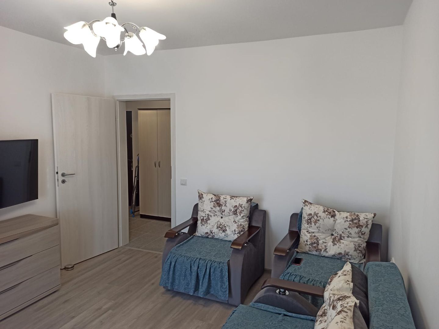 gars.dec.-mob-util complet totul nou+parcare/centru Popesti-Leordeni - Poză 18