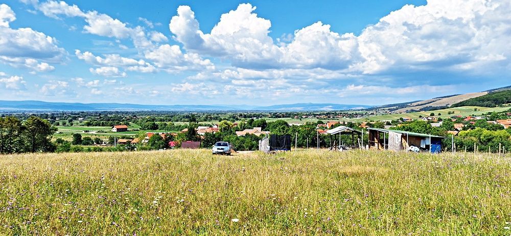 La 24 km de Brasov teren superb de 2010mp cu utilitati - Poză 9