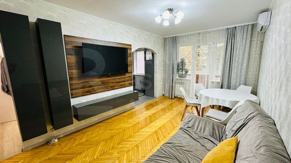 Chirie, apartament, 3 camere, bd. Traian, Botanica - Poză 1