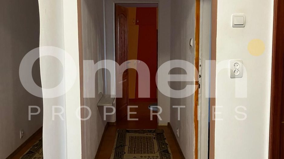 Apartament 2 camere– Cuza Vodă | Etaj 4/4 | Bucătărie spațioasă și luminoasă - Poză 4