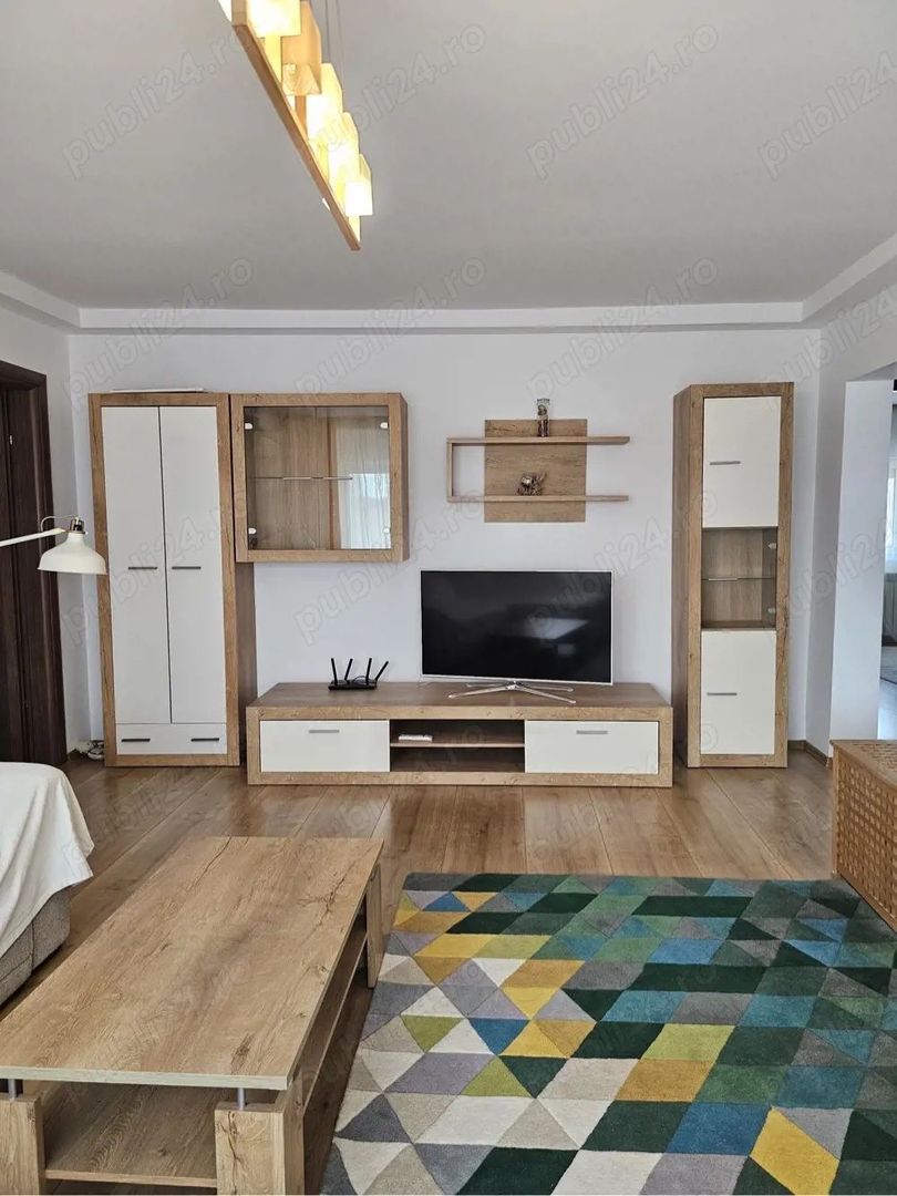 Apartament 3 camere renovat + mobilat - Poză 2