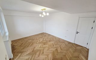 3 camere I Universitate  I Decomandat I Bloc 1970 I Vedere panoramica - Poză 3