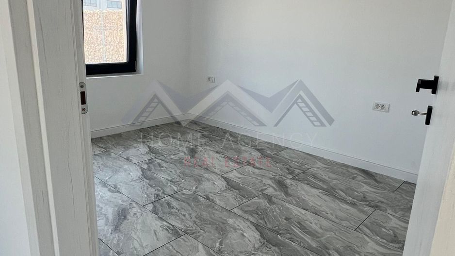 Spațiu comercial/de birouri Otopeni - Poză 4