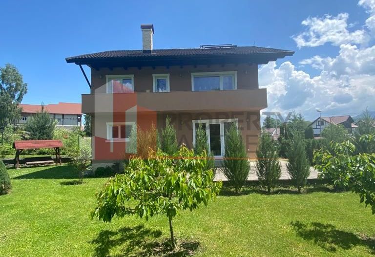 Vila de locuit in Bran/Predelut cu panorama superba. - Poză 37