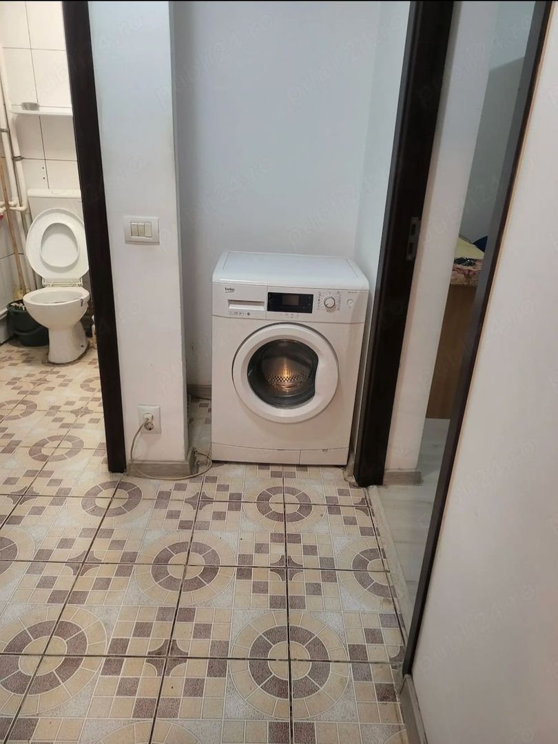 GARSONIERA GIURGIULUI,BUCATARIE ICNHISA, MOBILATA/UTILATA, CURATA - Poză 2