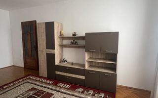 Inchiriez 3 camere decomandate zona Complex - Poză 9