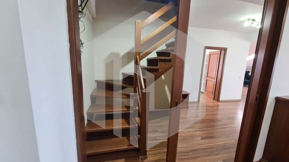 Apartament|4 camere | zona Calea Dumbravii | Lift | Parcare subterana - Poză 13