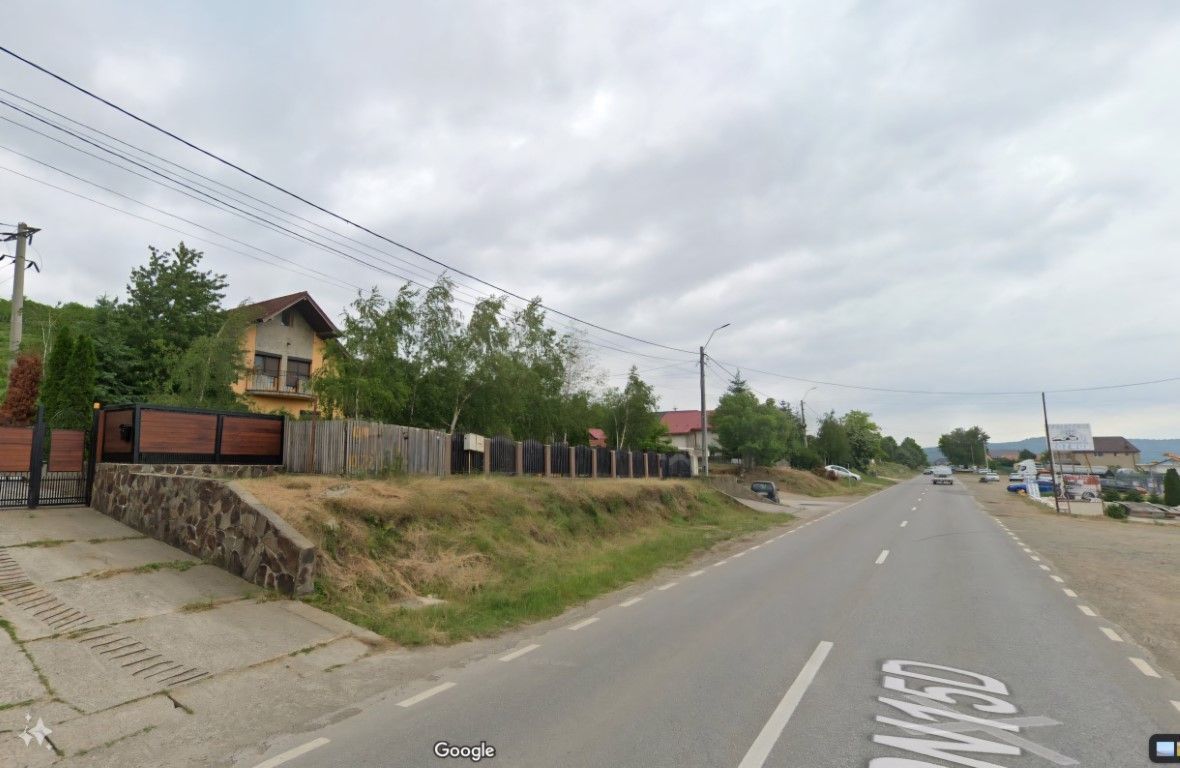 Teren 3000 mp cu deschidere la DN, Str. Călugăreni. - Poză 1