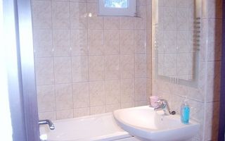 2 camere 9 mai Bacau - Poză 2