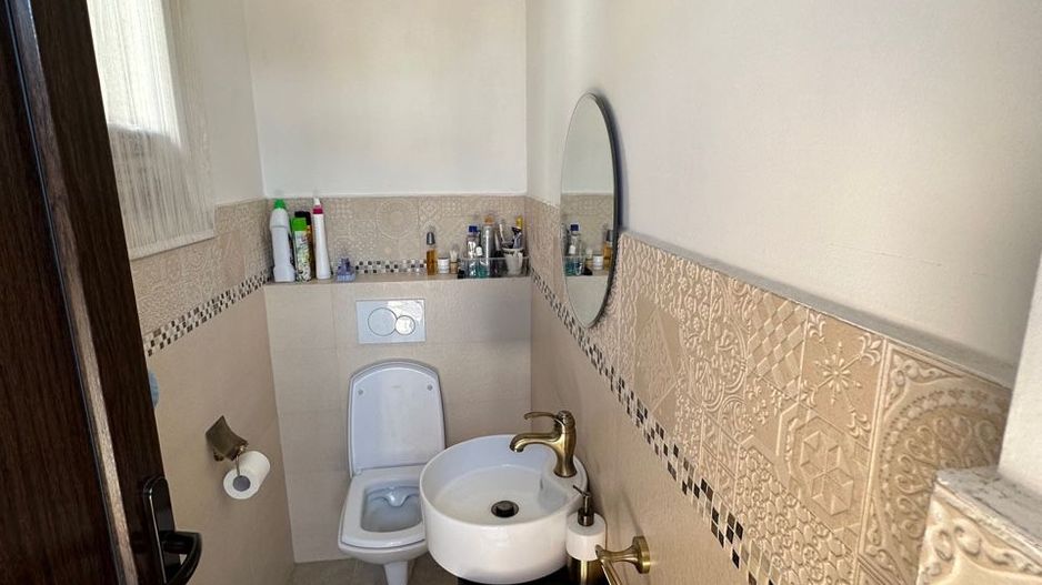 CASA EXCEPTIONALA CU LIVADA PROPRIE - Poză 21