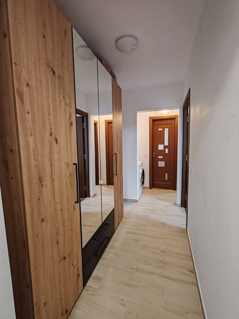 Apartament 3 camere decomandat etajul 1 65mp 500euro Nicolina 2 - Poză 15