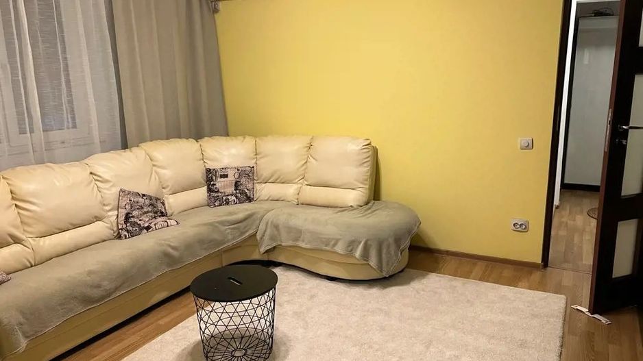 Apartament 3 camere Berceni / Straja + Loc Parcare - Poză 1