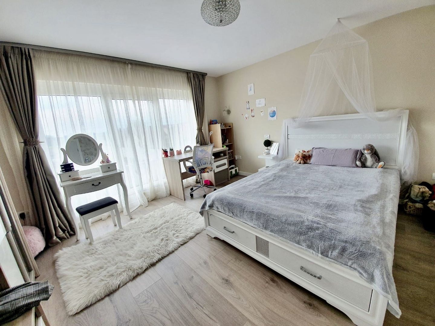 Vila pretabila pentru doua familii - Poză 11