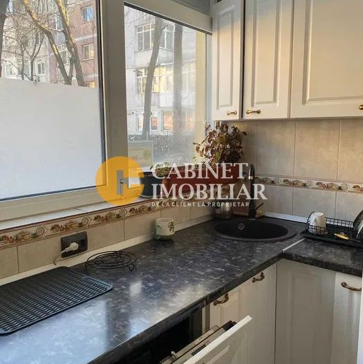 4 camere - parter, 100 m² - complet mobilat&utilat - Nicolina - Poză 6