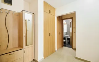 Apartament Mioveni , etajul 2 , decomandat ! - Poză 15