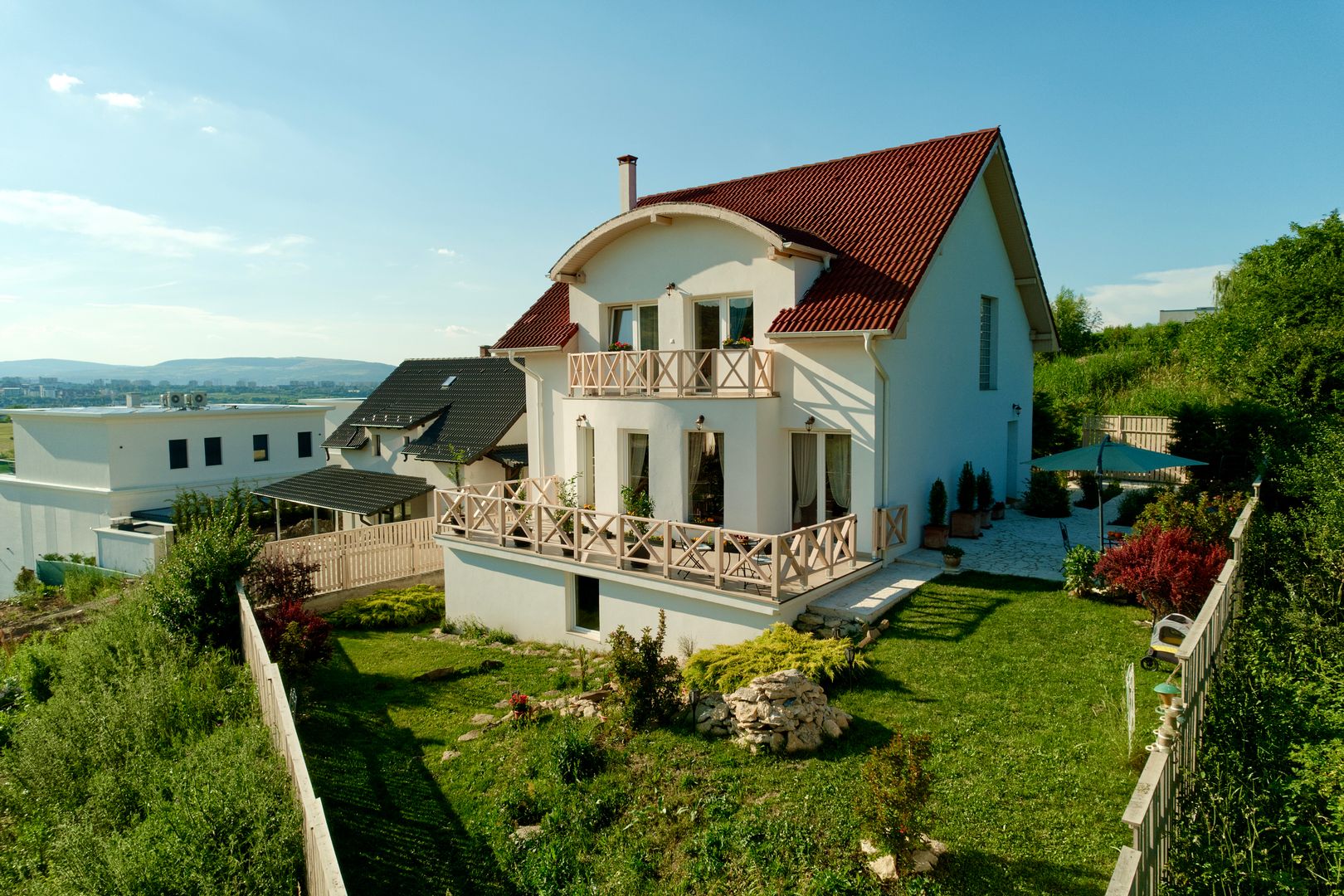 Casă în Borhanci – atmosferă de vacanță și apartament independent - Poză 1