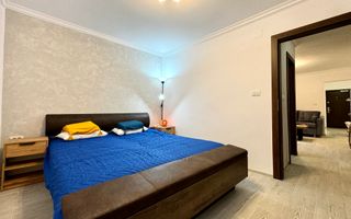 Apartament 2 camere, renovat, pet friendly, zona Central- Piata 700 - Poză 5