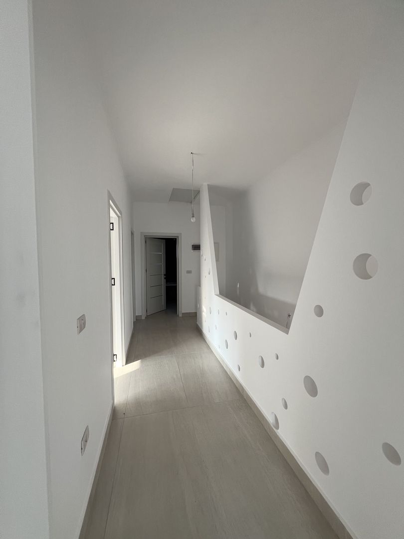 vila individuala P+M spatioasa - pret bun - Poză 14