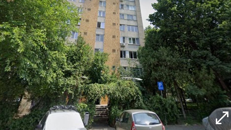 Apartament 3 camere, intre Bld. Obregia si Emil Racovita. Loc de parcare - Poză 1