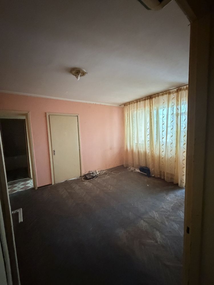Apartament 2 cam Tiglina 2,et 4 - Poză 2