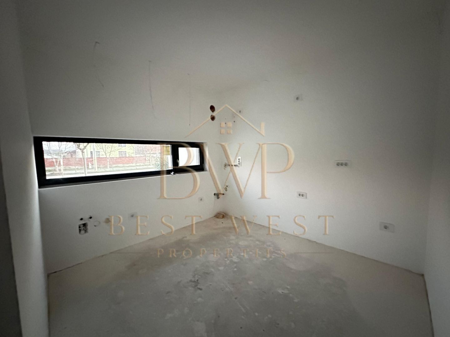 Duplex 1/2, 4 camere, 3 băi, la strada principală Mosnita Veche - Poză 18