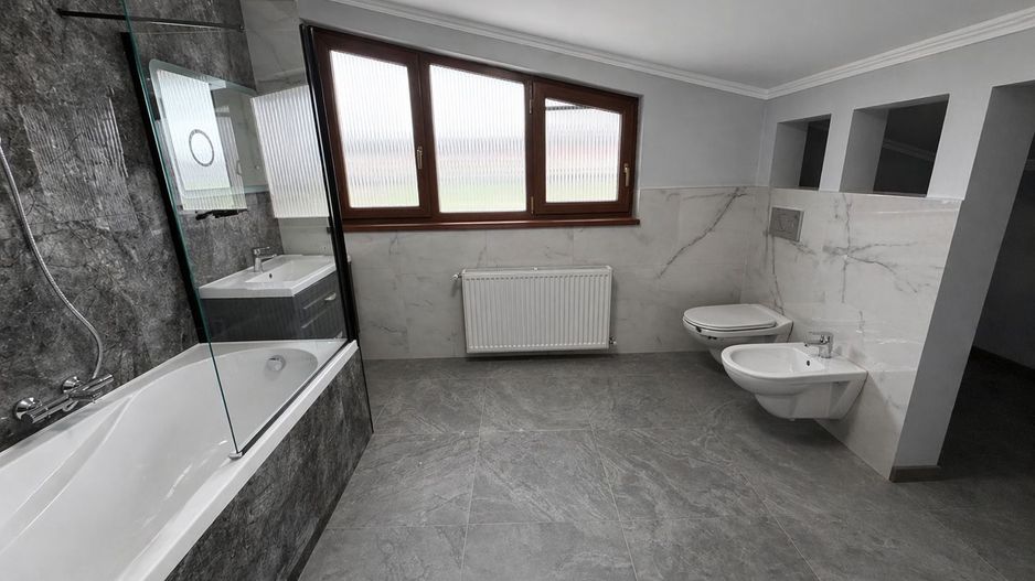 Casa 5 camere cu teren GENEROS si CARPORT - Cartierul Arhitectilor - Poză 18
