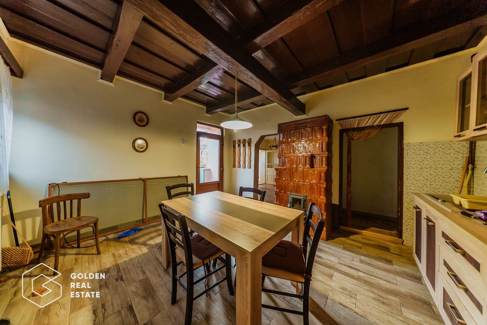 Casa in Ineu, cu teren de 1522 mp, comision 0% - Poză 3