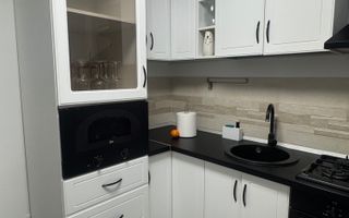 # vând apartament 2 camere lângă Mall Moldova - Poză 5