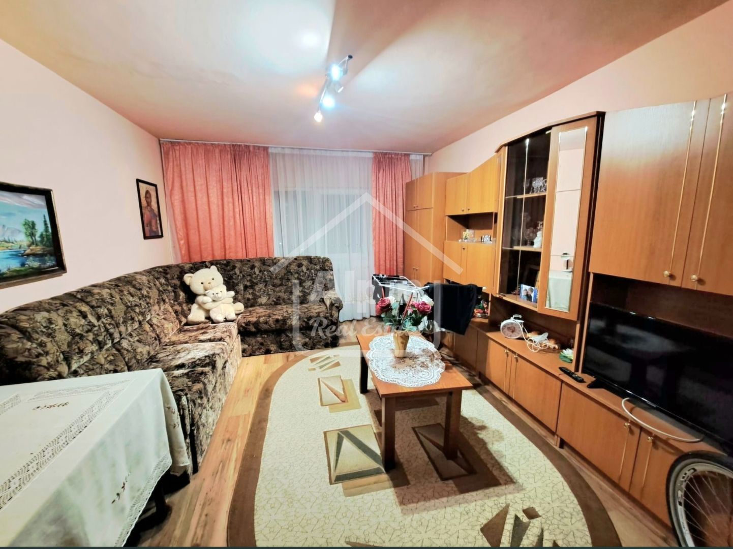 Apartament 3 Camere Zona Linistita I Darste I Calea Bucuresti - Poză 1
