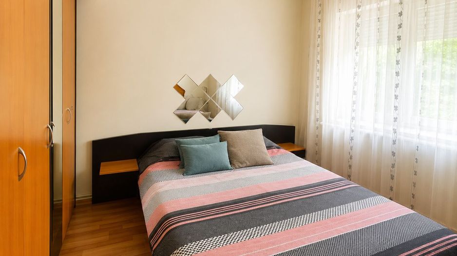 Apartament 3 camere decomandat, centrală proprie, AC, etaj 3, Lipovei - Poză 4
