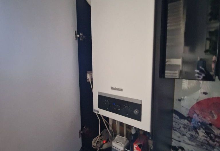Proprietar, inchiriez apartament cu 3 camere, Bloc 2017, 2xbai, AC - Poză 17