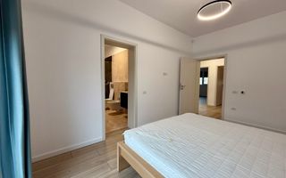 Duplex despartit prin garaj cu 5 camere  |  Dumbravita - Poză 6