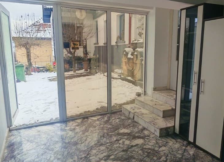 Spatiu activitate mica, birou, depozitare, manichiura, psiholog - Poză 3