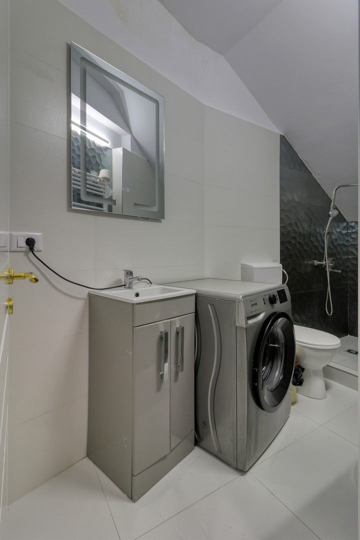 Parc Bazilescu-  4 camere + curte mare-  comision 0% - Poză 18