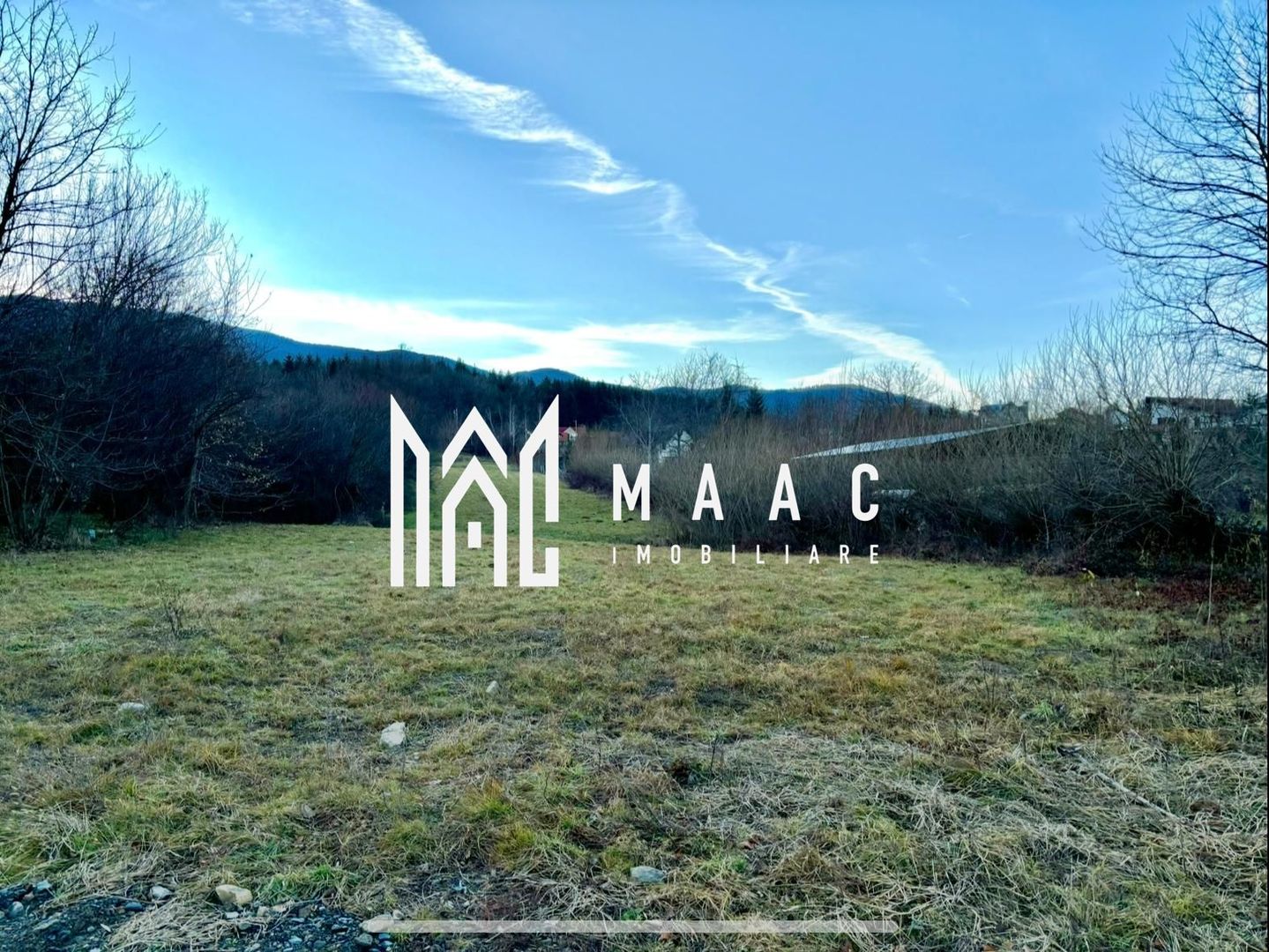 Teren Intravilan | 4700 MP | 2 fronturi stradale | Sadu - Poză 1