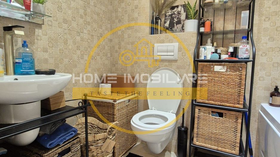 Apartament modern 3 camere 55 mp in zona Palas Mall - Poză 9