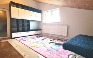 Casa semimobilata semiutilata modern cartier Izvor Tarlungeni Brasov - Poză 15