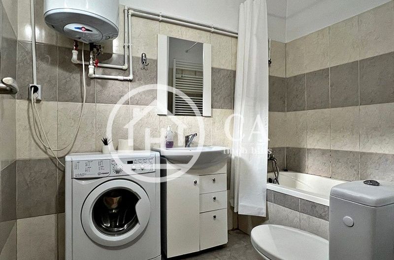 Casa de închiriat cu 3 camere în zona Ultracentrală, Oradea - Poză 4