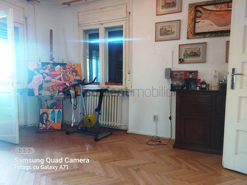Casa cu 6 camere str.E Teodoroiu - Poză 13