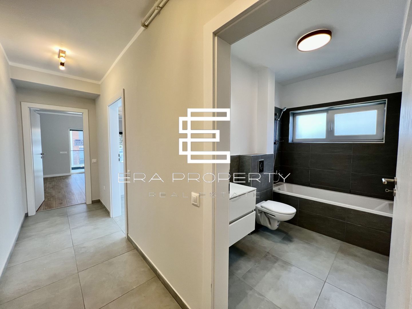 Apartament 2 camere /LA CHEIE/ INTABULAT /zona Aeroport Sibiu - Poză 4